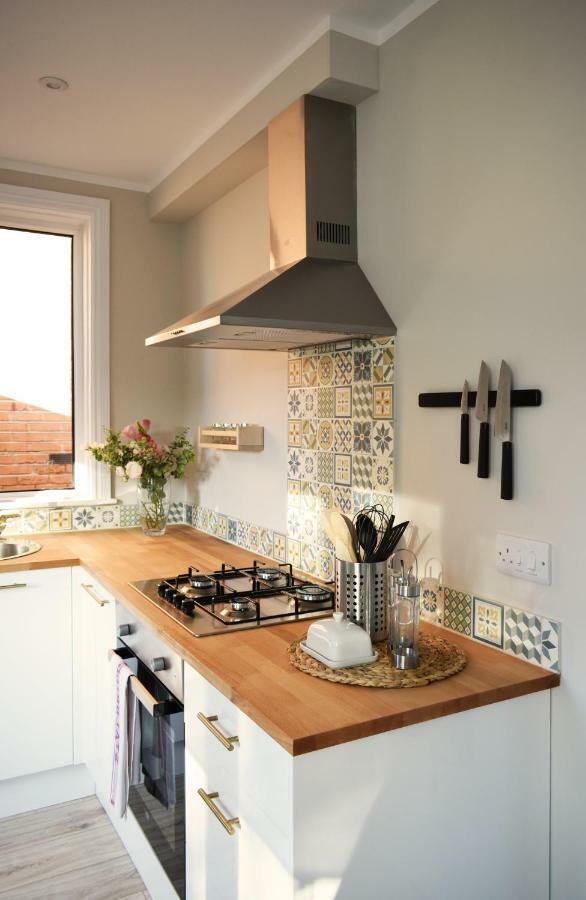 Charming Three Bed Home Near City Centre And Hospital Southampton Exterior photo